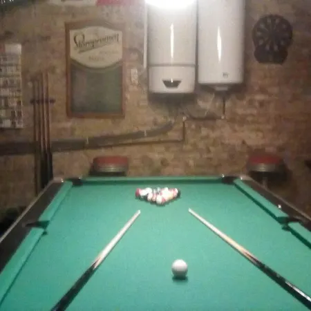 Man Cave Pax 24